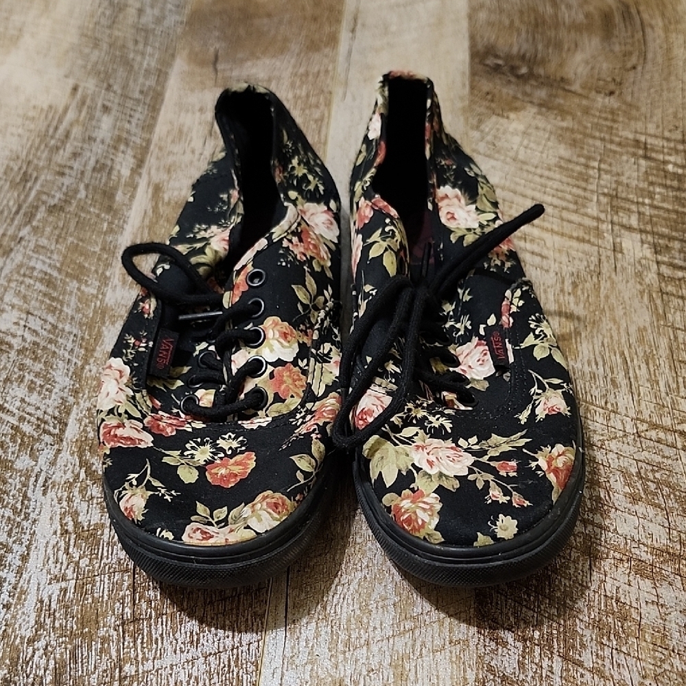 Vans Black and Pink Flats with Floral Pattern - Picture 5 of 9